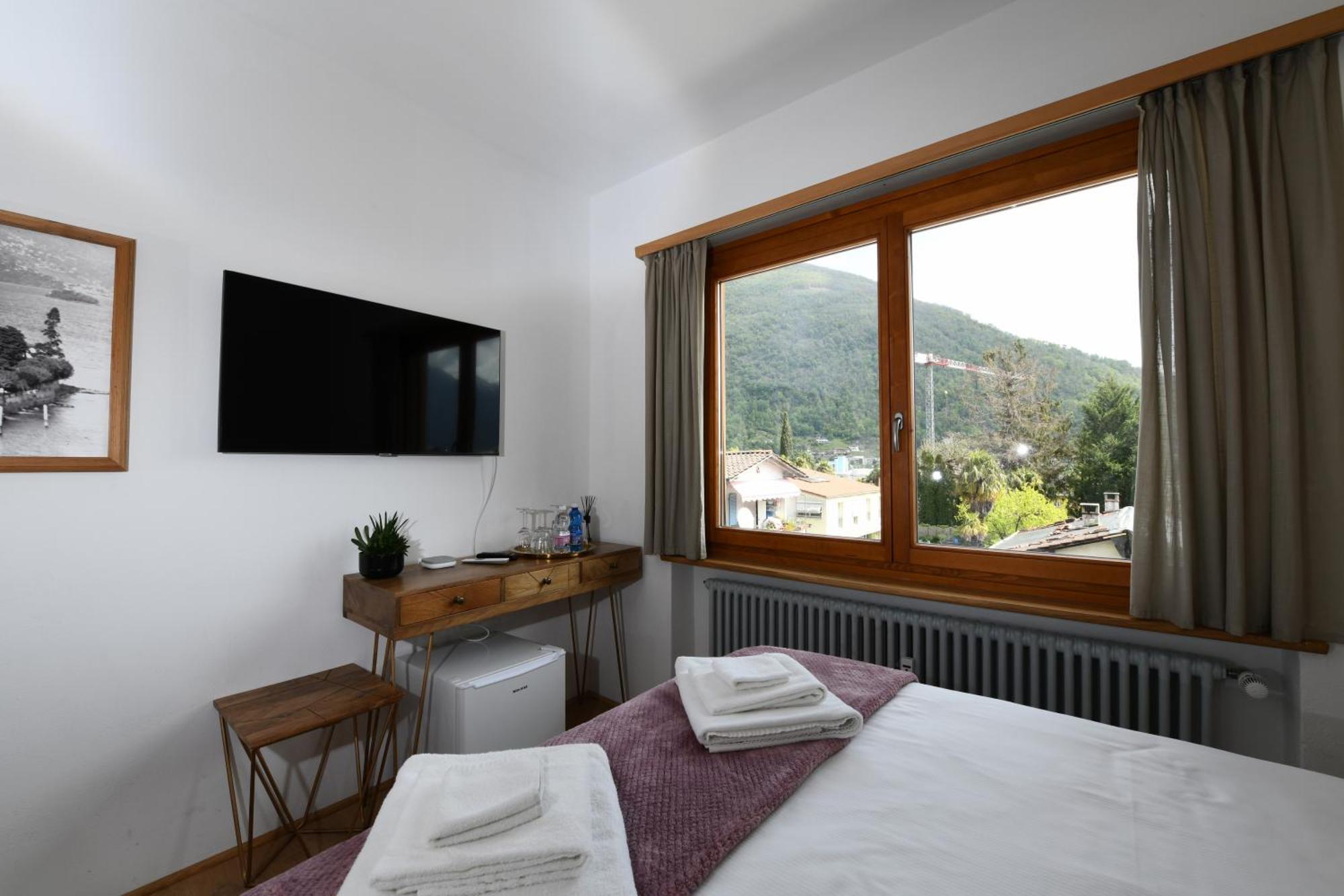 7Rooms - Self Check-In 24H Free Parking Losone Luaran gambar