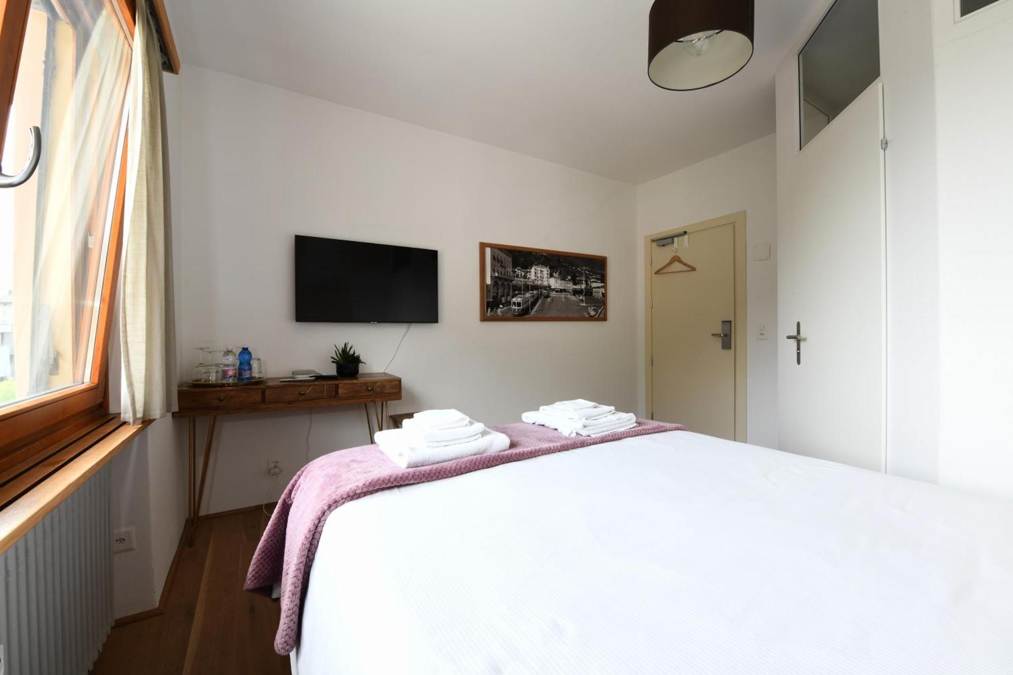 7Rooms - Self Check-In 24H Free Parking Losone Luaran gambar